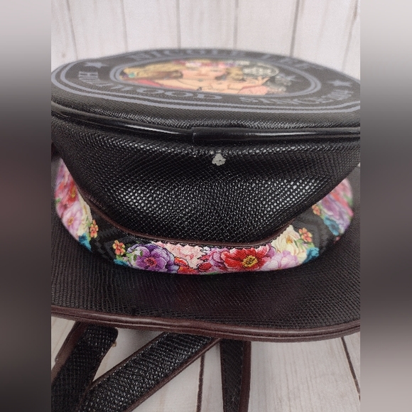 Nicole Lee USA Black Purse Hat Backpack Hollywood 2004 - Picture 5 of 6